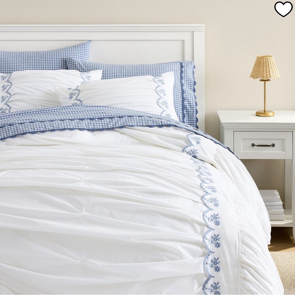New Pottery Barn PBTeen Olivia Embroidered Duvet Cover Twin / Twin XL